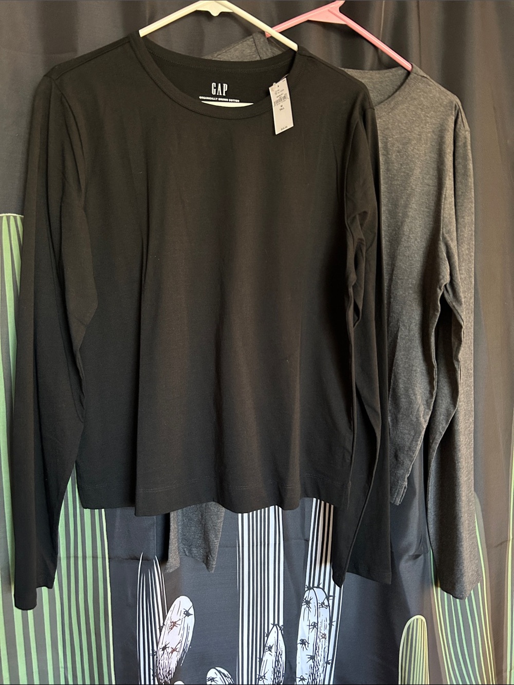 2 NWT Tall Medium Gap Long Sleeve Tees